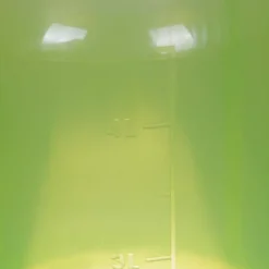 Abreuvoir gradué sur pied avec poignée vert 5L