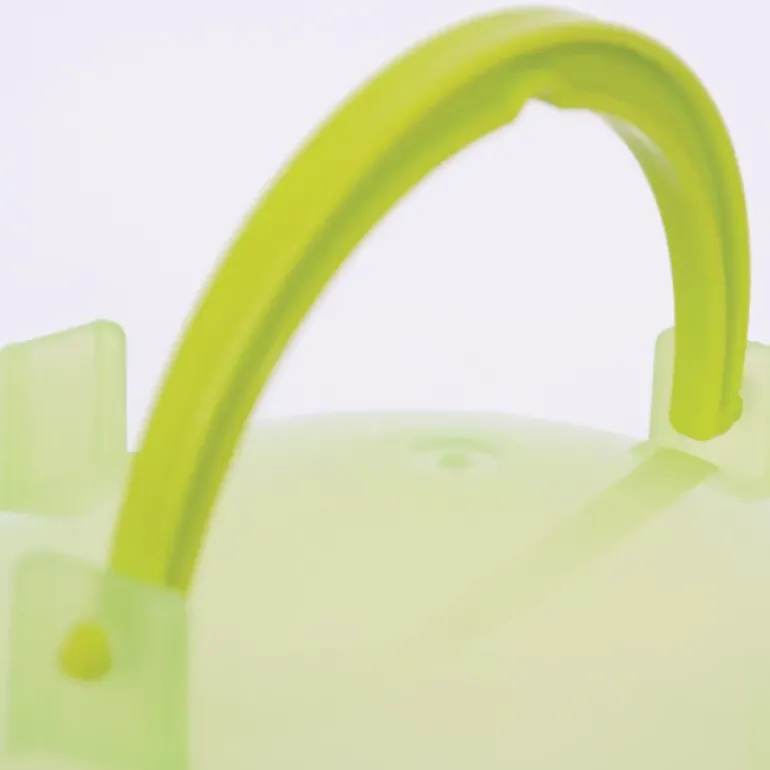 Abreuvoir gradué sur pied avec poignée vert 5L
