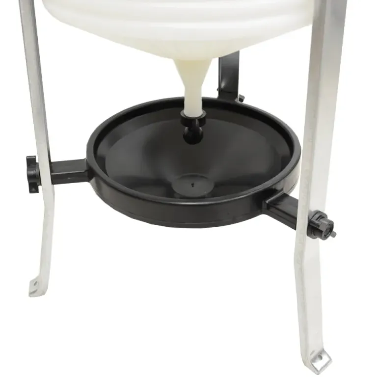 Abreuvoir volaille plastique sur pieds 30 L River Systems