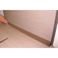 Bande d'étanchéité en mousse flexible