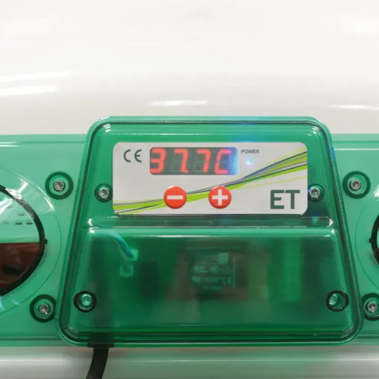 Couveuse automatique River Systems Egg Tech 24 oeufs