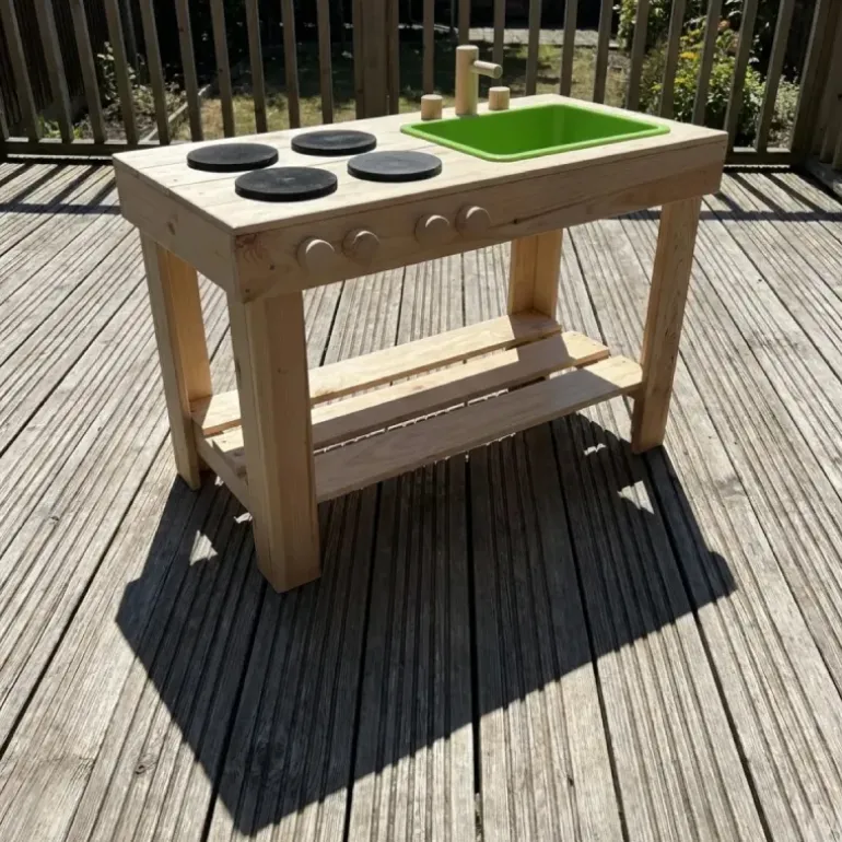 Cuisine en bois pour enfant