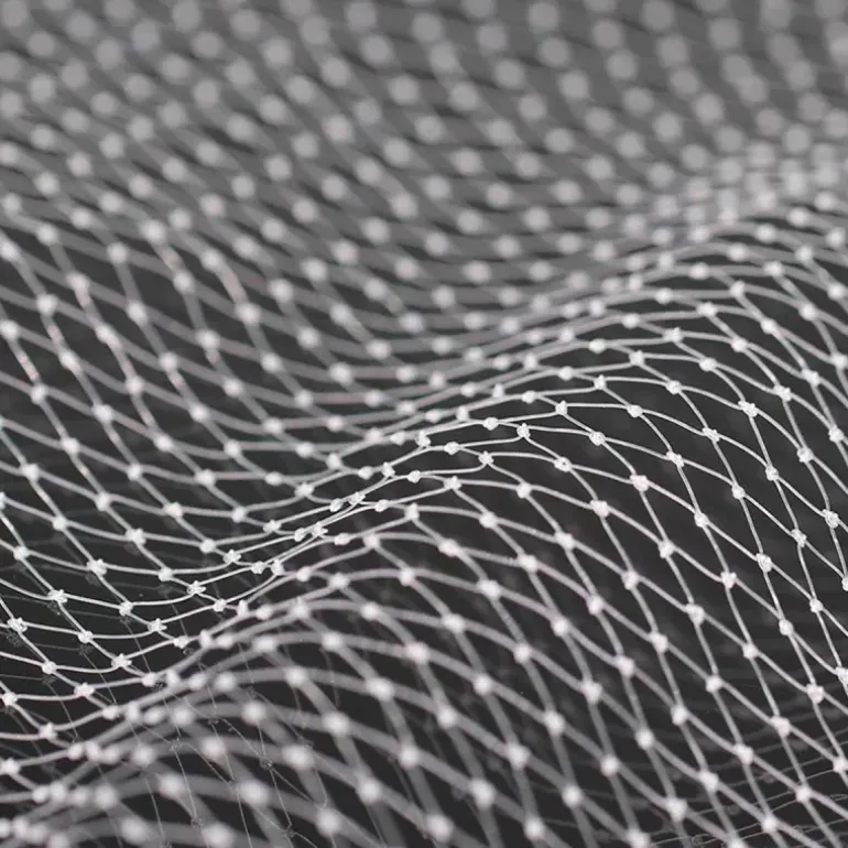 Filet de Protection Anti-Oiseaux 4x10m - Maille 15x15mm en Nylon