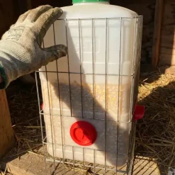 Mangeoires grande capacité avec réservoir 23 kg