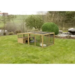 Parc extérieur en pin pour petits animaux avec abri