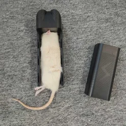 Piège à souris électrique USB - 2500V - 30 chocs par recharge