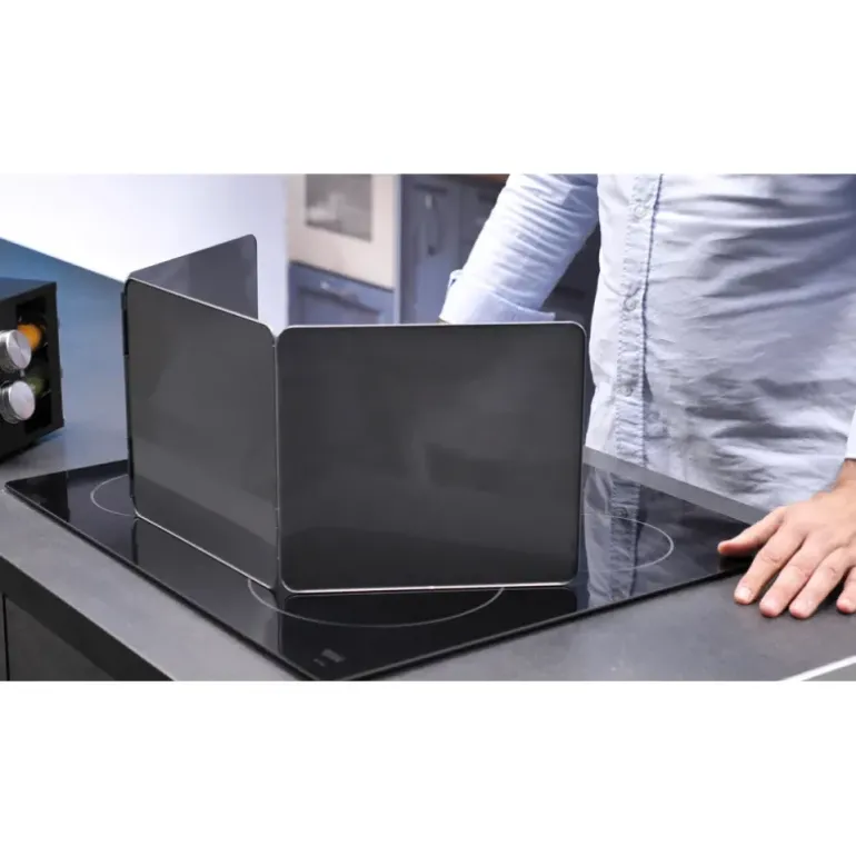 Plaque anti-projection pliable