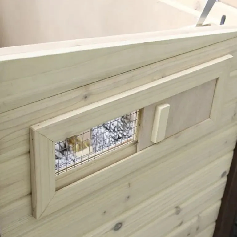 Poulailler chauffant et isolé avec thermostat 3 à 4 poules