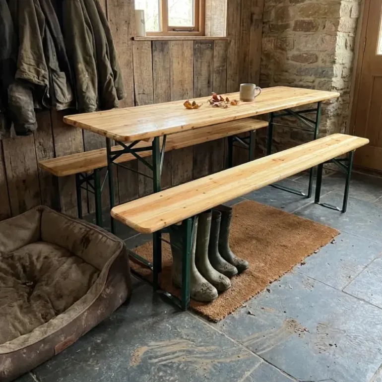 Table Extérieure en Pin Massif 177 cm avec 2 Bancs Bois / métal