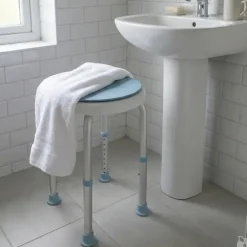 Tabouret pivotant moderne siège d'appoint rotatif compact